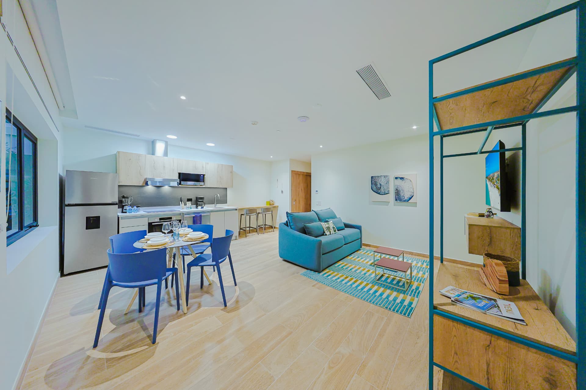 Suite-Coastal 104